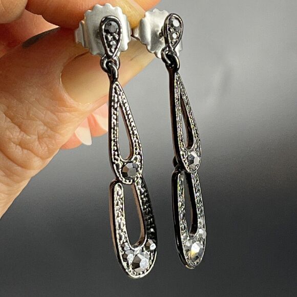 Lia Sophia Estate Necklace Black Tone Stones & Matching Post Earrings - Picture 16 of 16